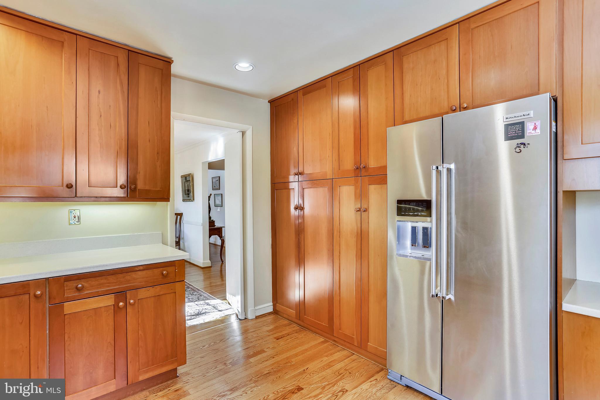5409 Ridgefield Road Bethesda, MD 20816 - Photo 26 of 56