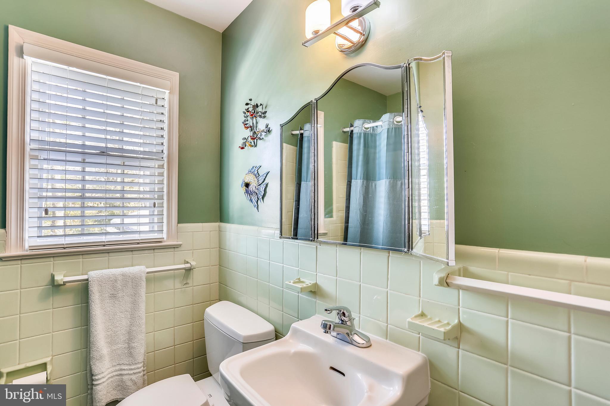 5409 Ridgefield Road Bethesda, MD 20816 - Photo 40 of 56