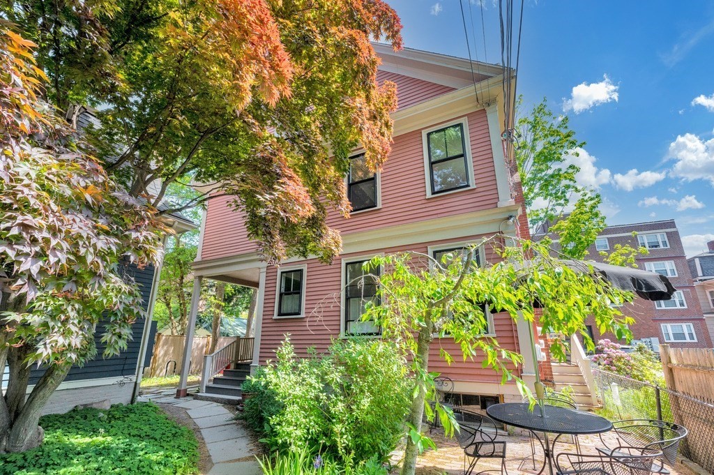 67 Walker Street, Unit 3 Cambridge, MA 02138 - Photo 1 of 9