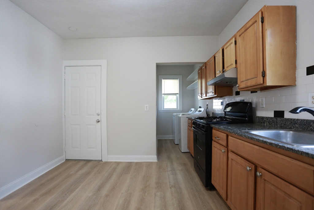 41 Payson Avenue, Unit 2 Boston, MA 02125 - Photo 9 of 19