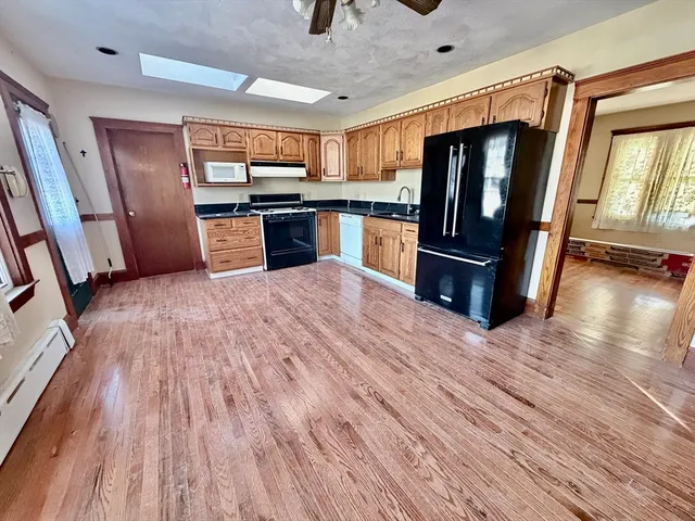 $3,900 | 28 Edgeworth Street, Unit R, Weymouth, MA 02189