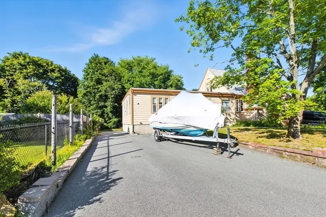 $4,200 | 28 Edgeworth Street, Unit R, Weymouth, MA 02189