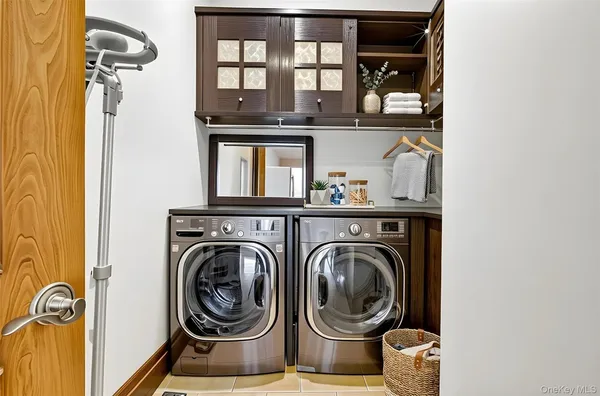 $4,990,000 | 17 North Drive | Whitestone