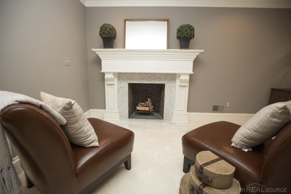 87 Kenwood Road Grosse Pointe Farms, MI 48236 - Photo 20 of 30