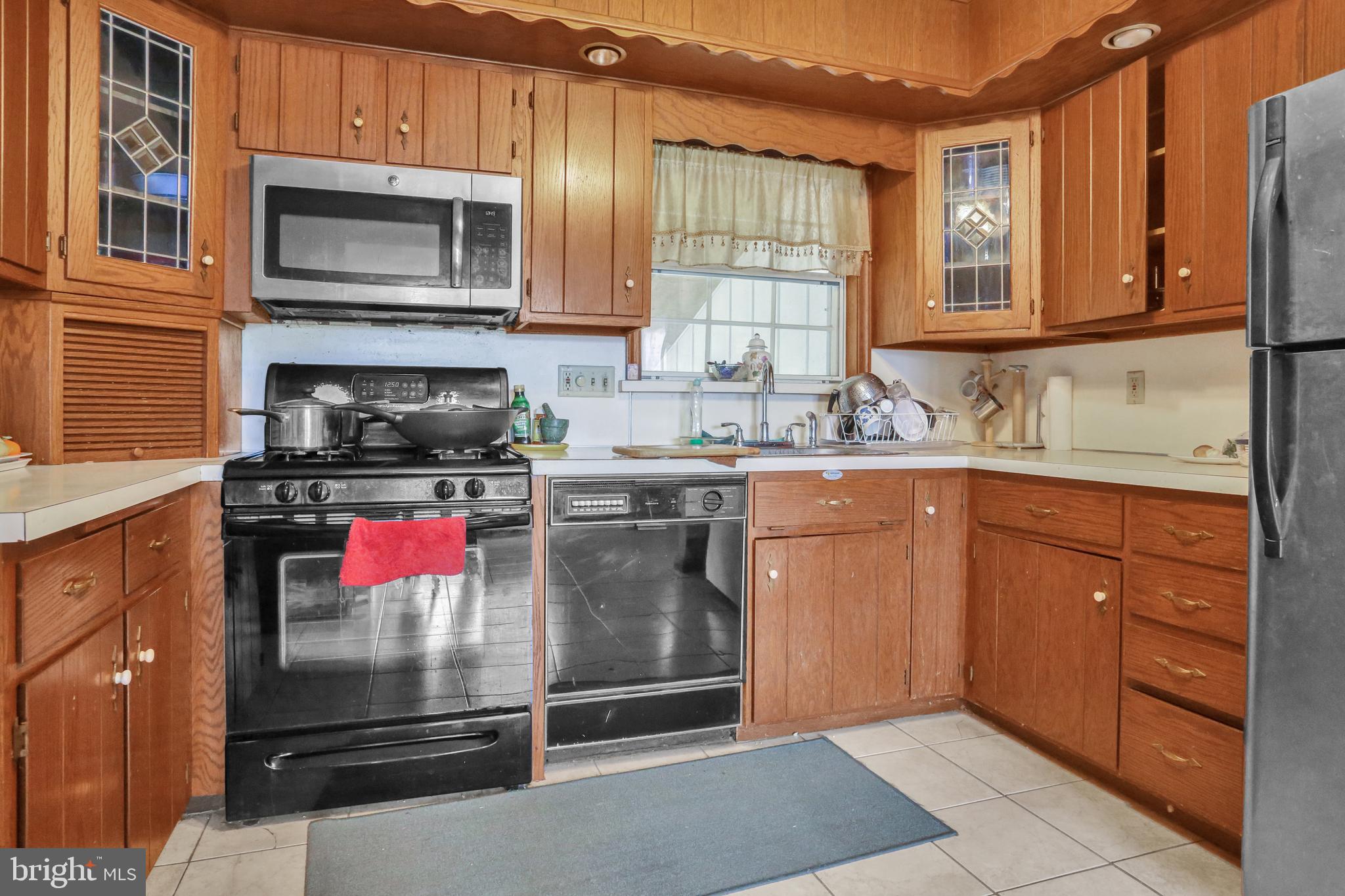 232 Spohn Road Reading, PA 19608 - Photo 8 of 22 Gallery Image 8
