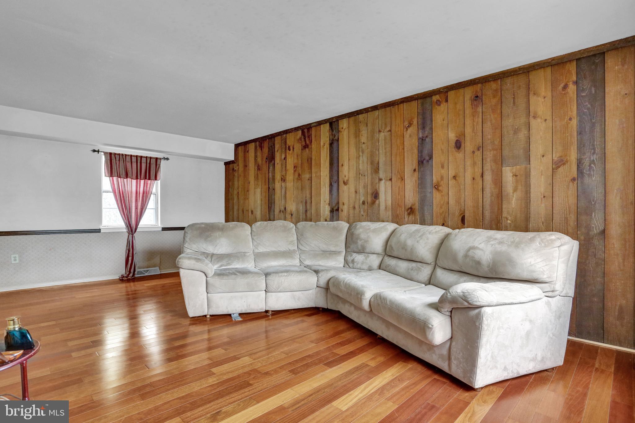 232 Spohn Road Reading, PA 19608 - Photo 9 of 22 Gallery Image 9