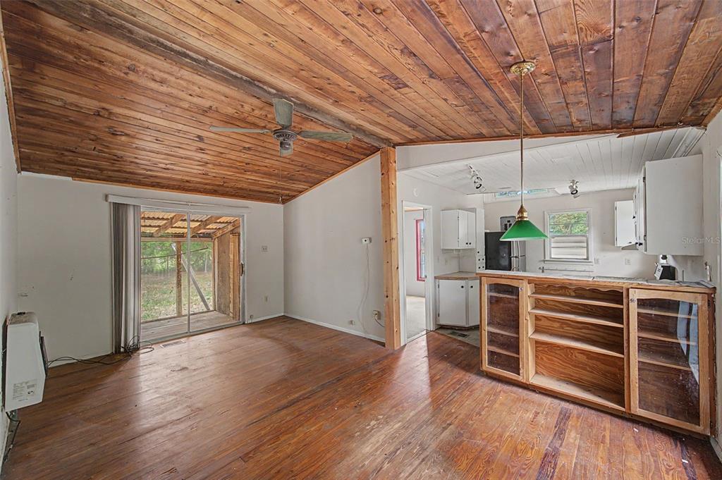 232 Cuthone Road Winter Haven, FL 33880 - Photo 8 of 49 Gallery Image 8