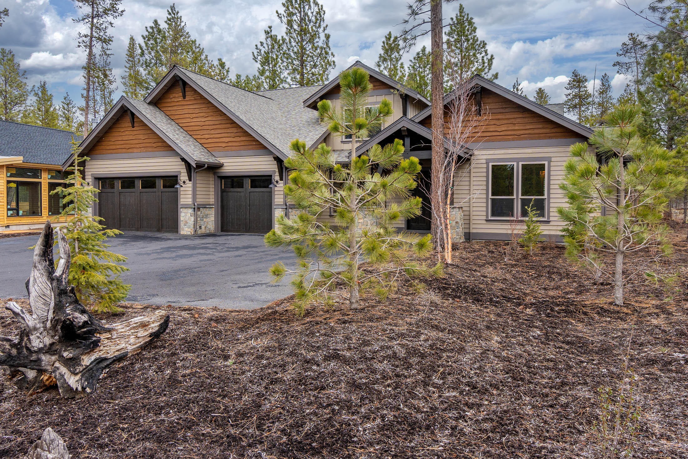 56887 Dancing Rock Loop, Unit 15B Bend, OR 97707 - Photo 3 of 40 56887 Dancing Rock Loop b_0009 copy