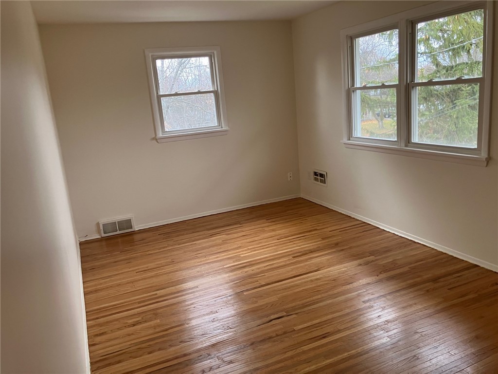 11 Deer Run Rochester, NY 14623 - Photo 18 of 29
View of primary bedroom 18X10.