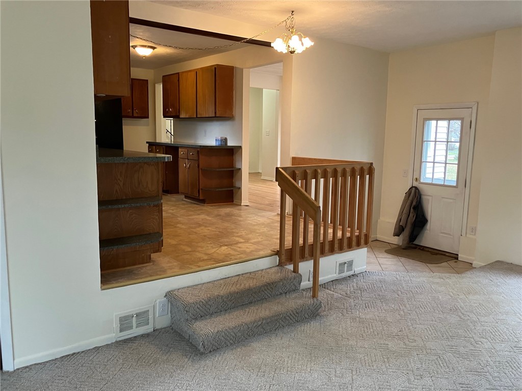 11 Deer Run Rochester, NY 14623 - Photo 5 of 29