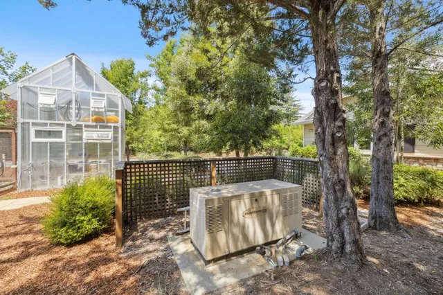 $2,499,000 | 23583 Summit Road, Los Gatos, CA 95033