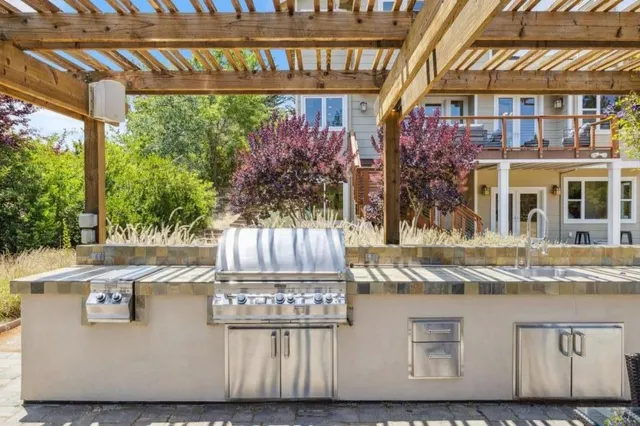 $2,499,000 | 23583 Summit Road, Los Gatos, CA 95033