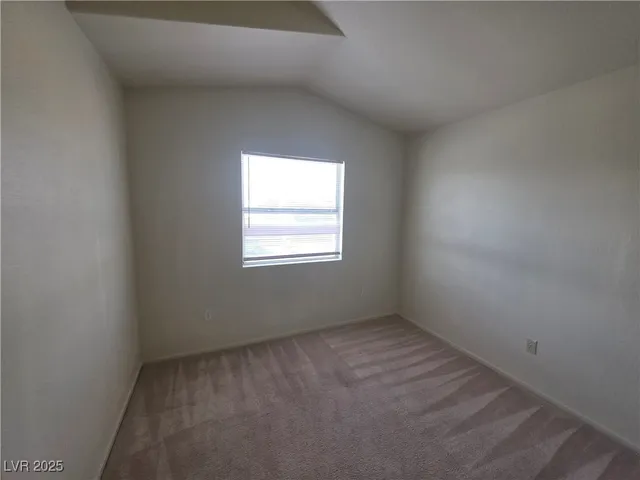 $1,600 | 5402 Night Swim Lane, Las Vegas, NV 89113