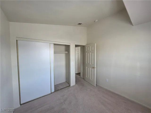 $1,600 | 5402 Night Swim Lane, Las Vegas, NV 89113