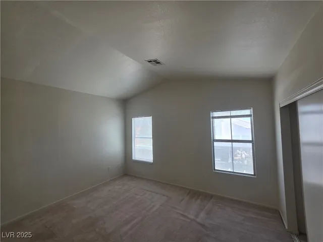 $1,600 | 5402 Night Swim Lane, Las Vegas, NV 89113