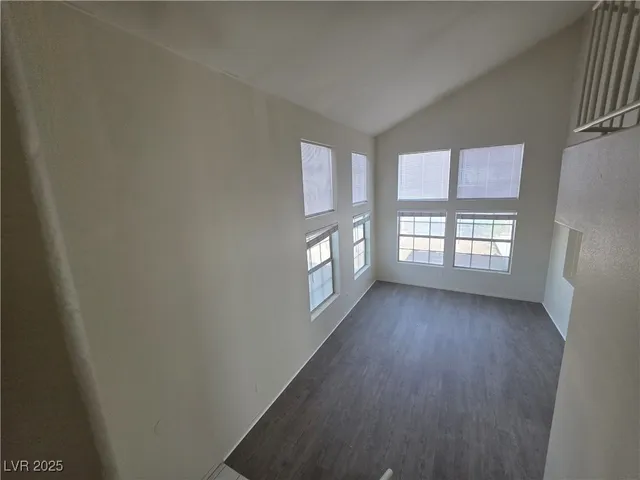 $1,600 | 5402 Night Swim Lane, Las Vegas, NV 89113