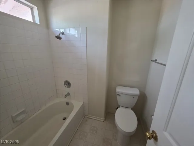 $1,600 | 5402 Night Swim Lane, Las Vegas, NV 89113