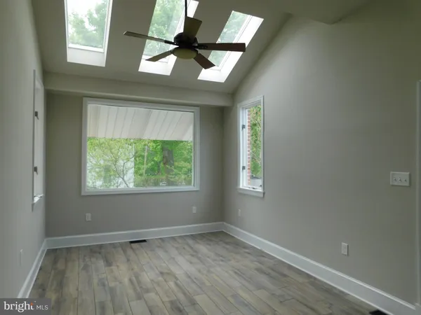 $429,900 | 140 North Grant Street, Waynesboro, PA 17268