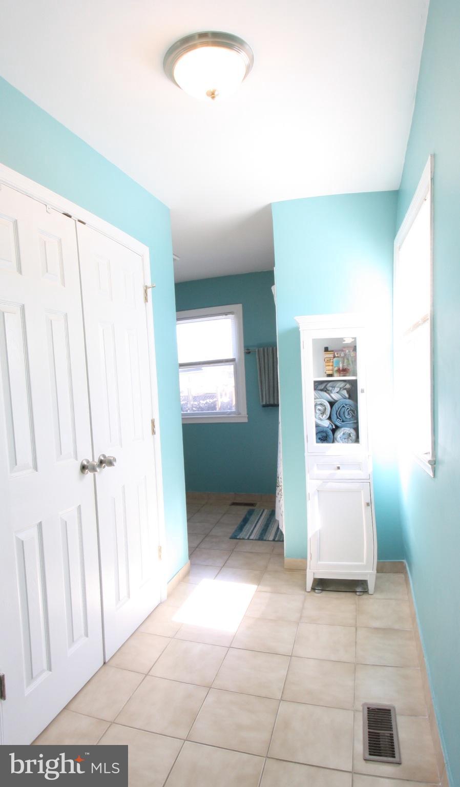 303 North Hammonds Ferry Road Linthicum Heights, MD 21090 - Photo 19 of 30 Bath (Master) with Walk in Closet