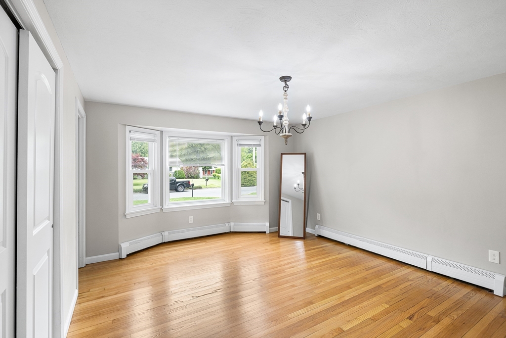 24 Pearl Lane Springfield, MA 01129 - Photo 9 of 41