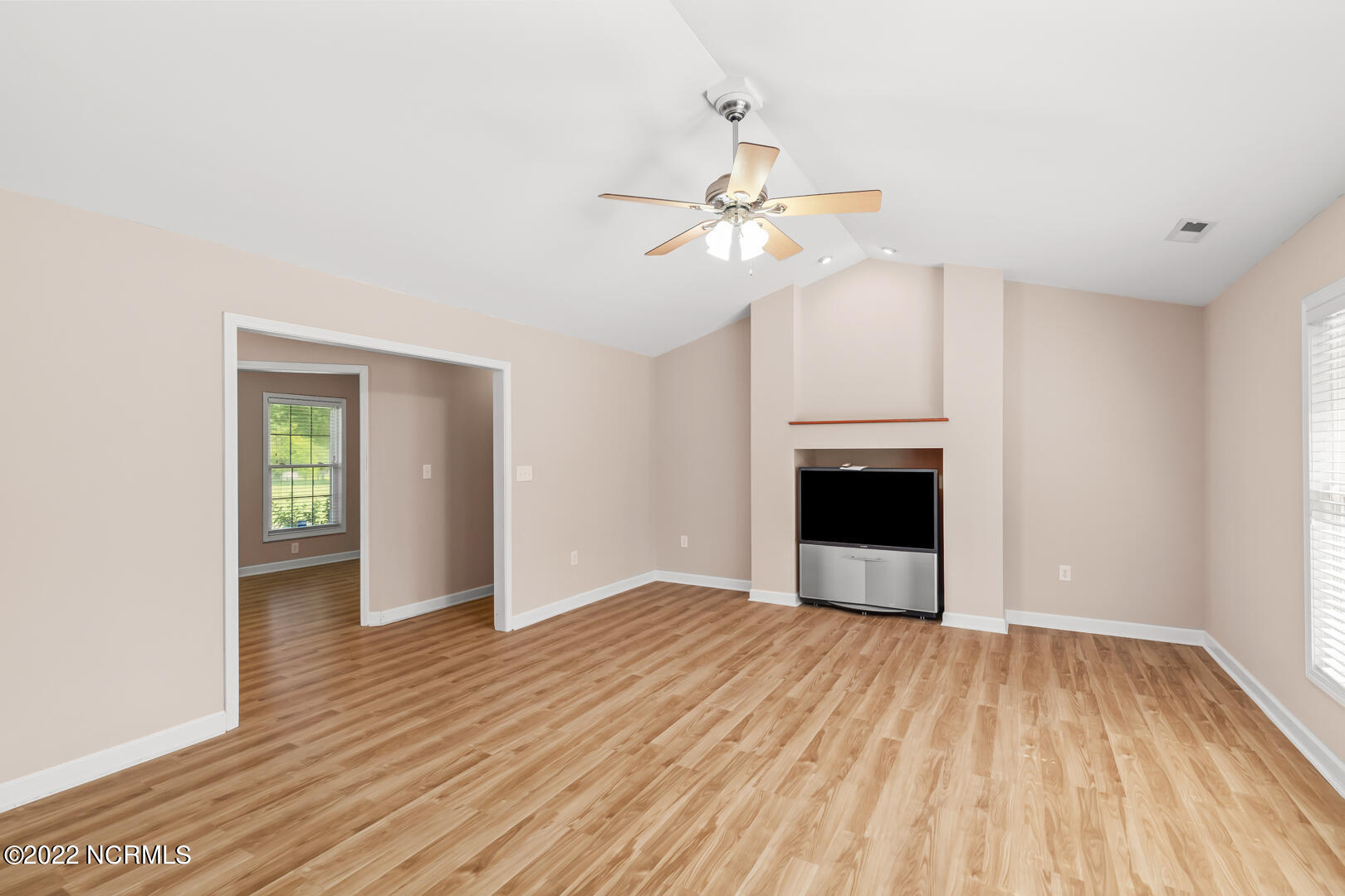 158 Bryan Road Richlands, NC 28574 - Photo 23 of 43 22