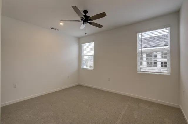 $2,600 | 905 Plum Tree Avenue, Clovis, CA 93619