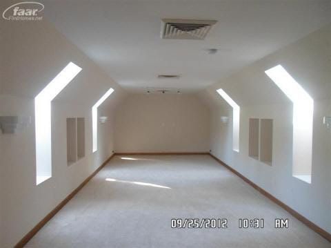 9955 Kier Road Holly, MI 48442 - Photo 9 of 18 20271779-8.JPG