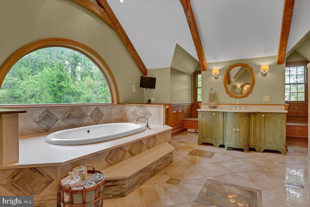 445 Reiff Road Oley, PA 19547 - Photo 37 of 100