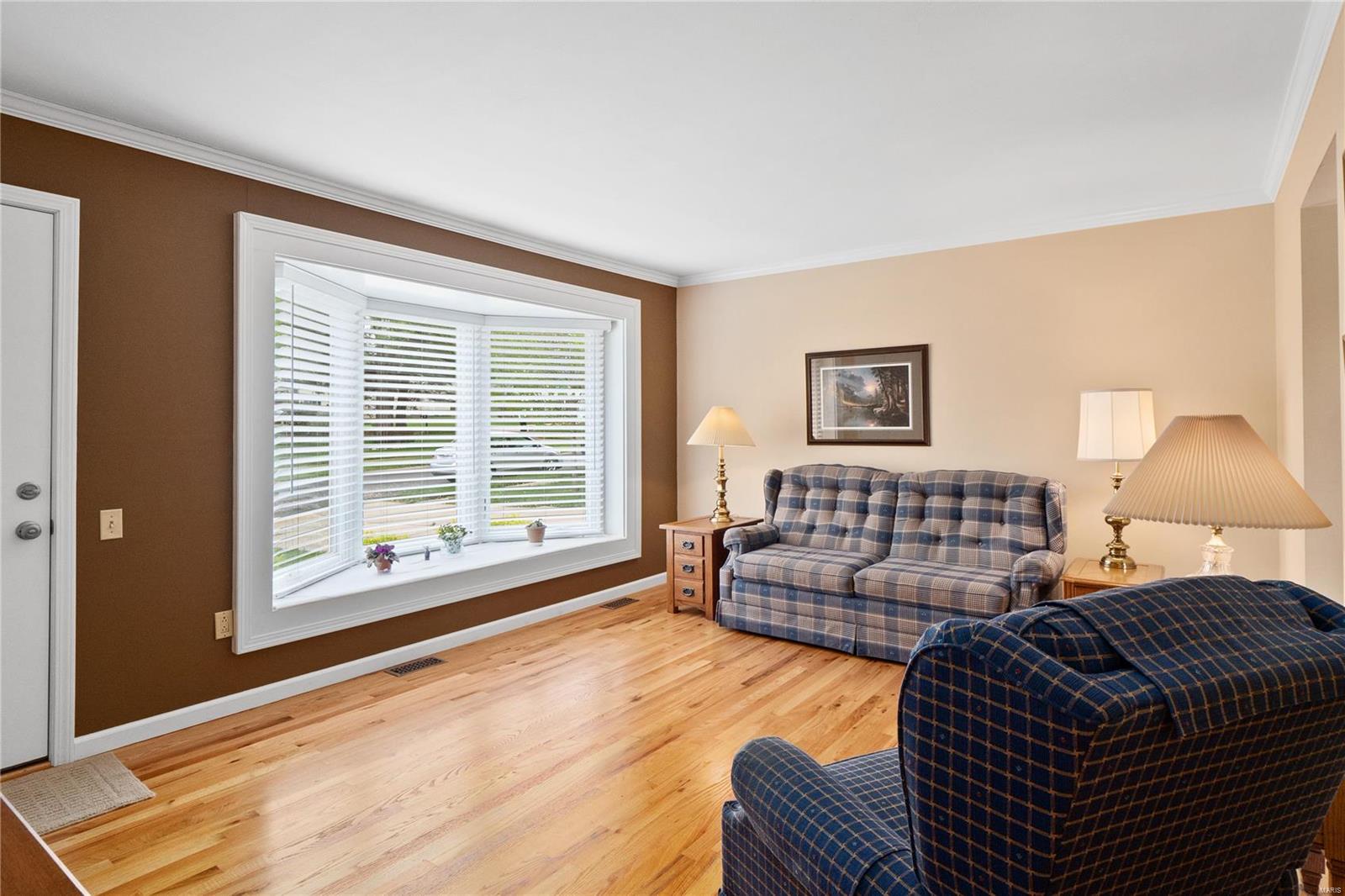 1219 Havenhurst Road Ballwin, MO 63011 - Photo 3 of 29 Gallery Image 3