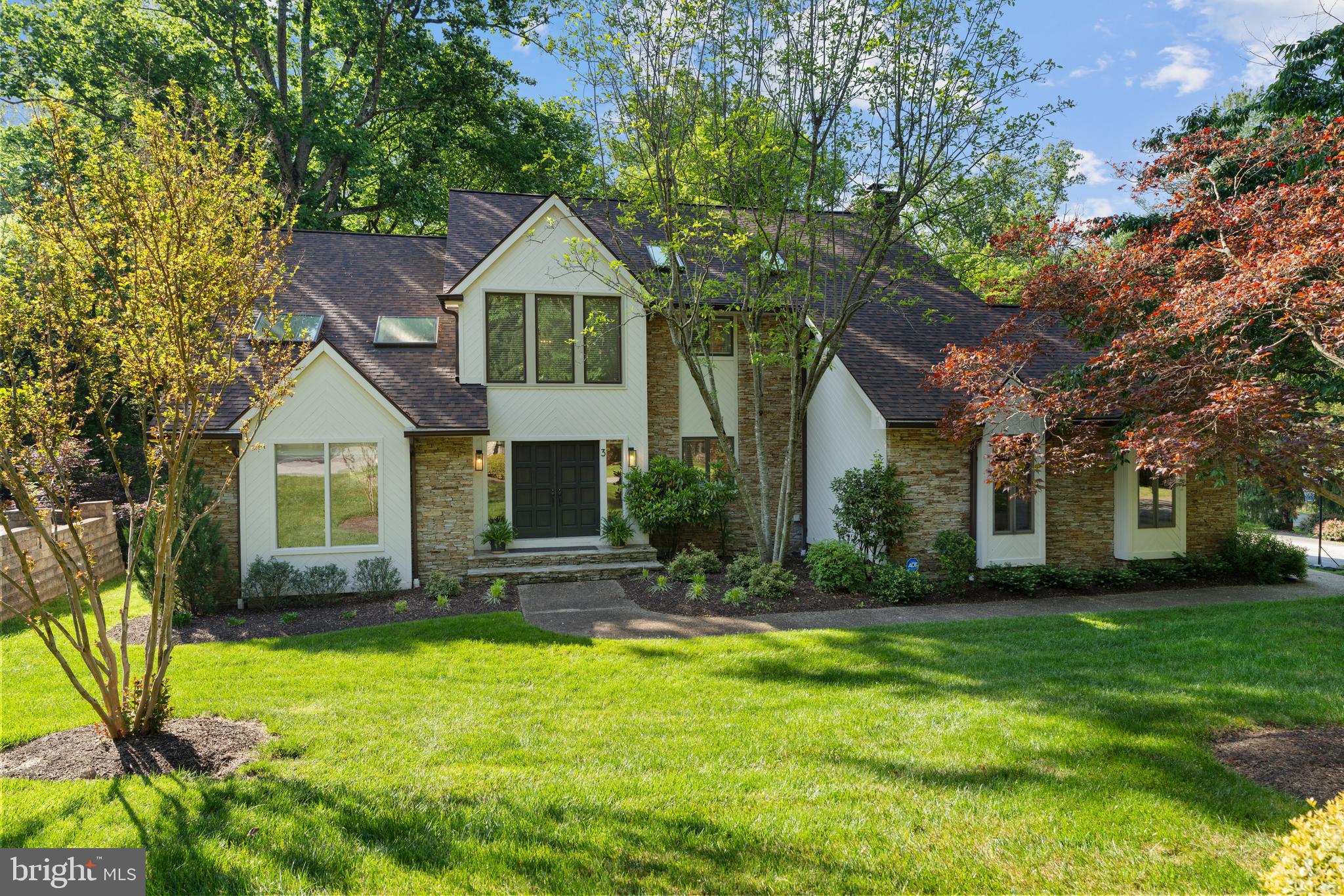 3 Roland Court Towson, MD 21204 - Photo 1 of 71