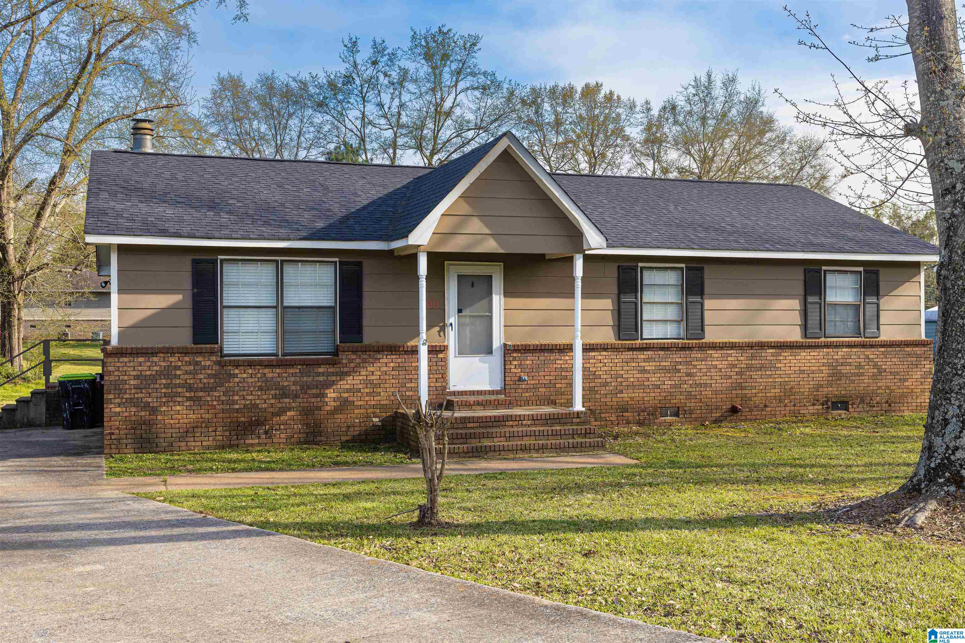 700 Oldfield Road Sylacauga, AL 35150 - Photo 1 of 14 Gallery Image 1