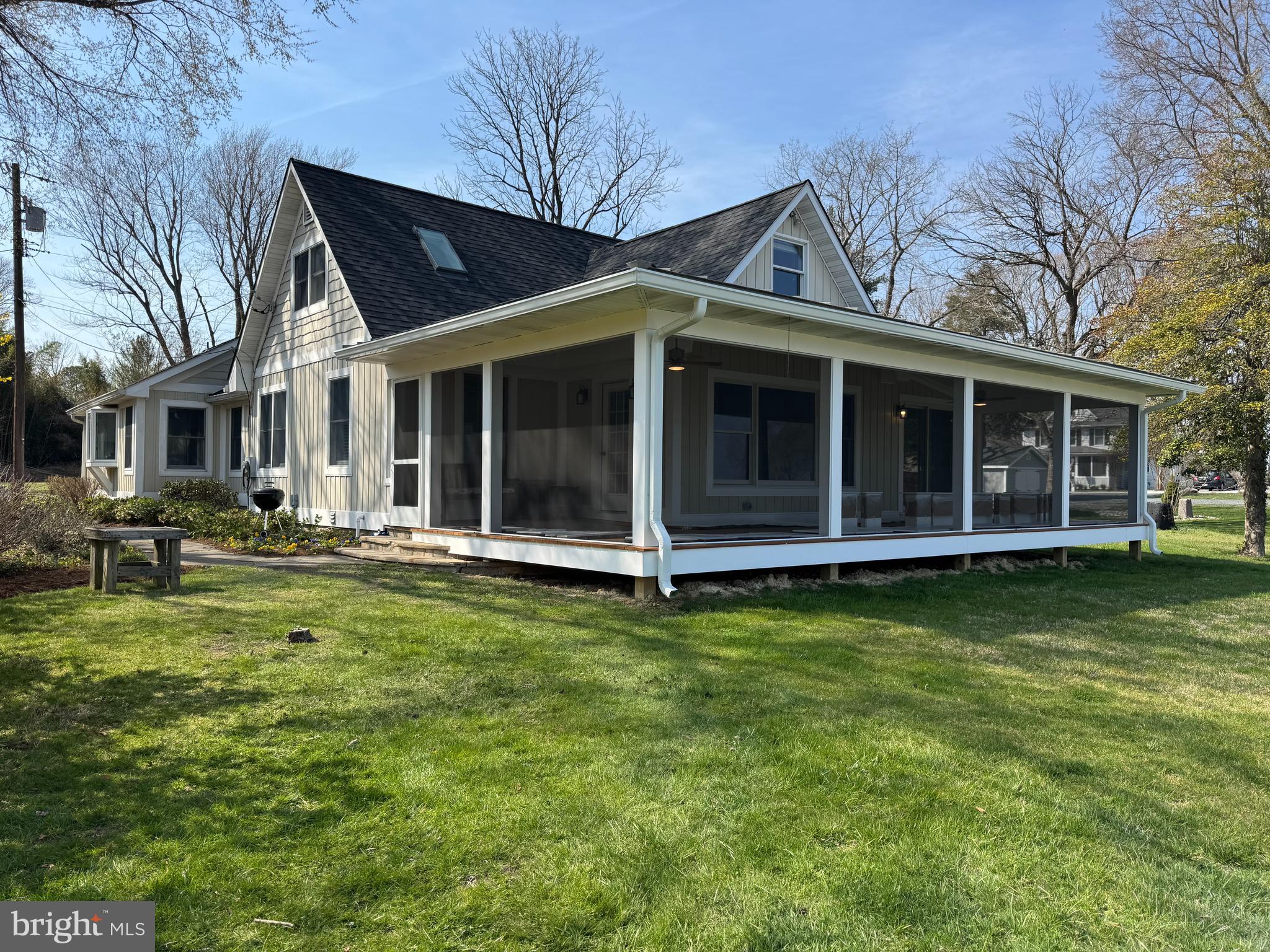 1268 Hayes Road Shady Side, MD 20764 - Photo 3 of 35 Rear View
