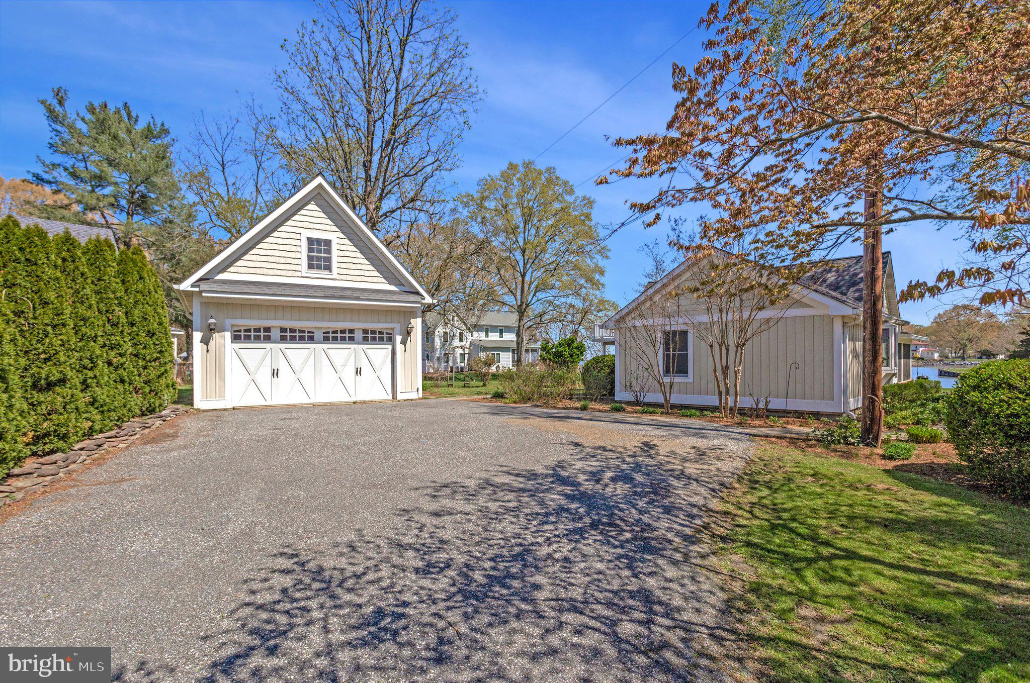 1268 Hayes Road Shady Side, MD 20764 - Photo 3 of 72 Front Driveway
