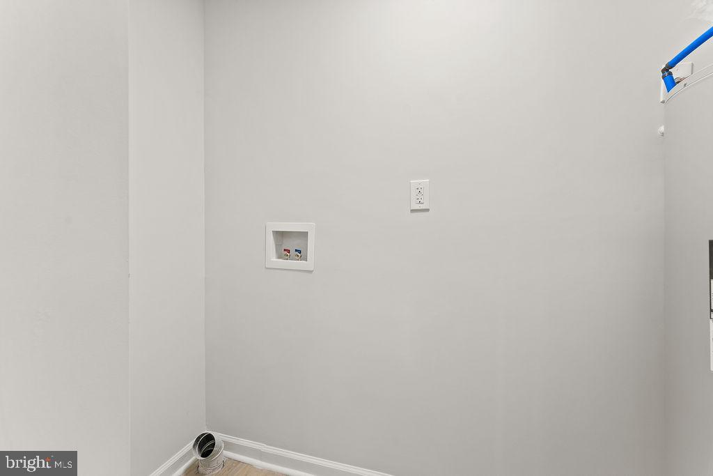 28494 Eddings Road Rhoadesville, VA 22542 - Photo 16 of 32 a view of a small space