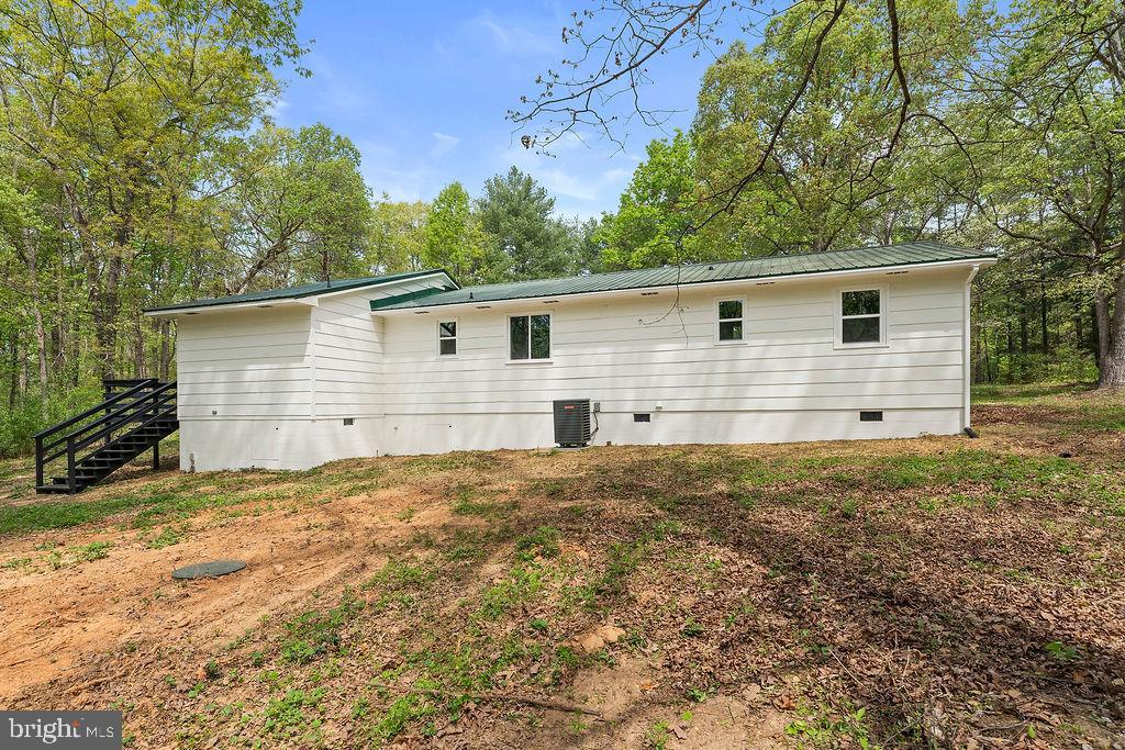28494 Eddings Road Rhoadesville, VA 22542 - Photo 30 of 32 a view of a backyard