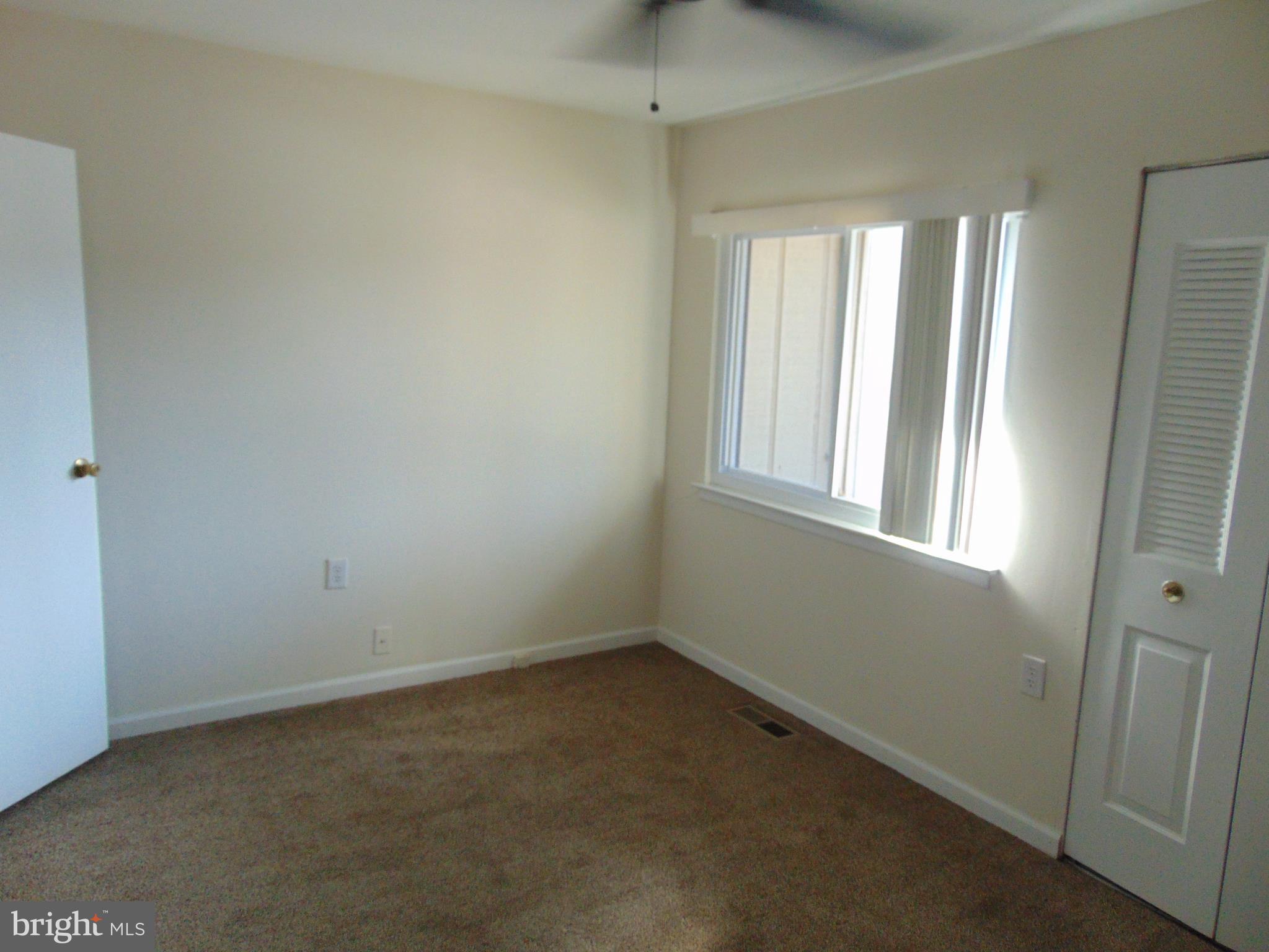 1605 Timber Creek Road Lindenwold, NJ 08021 - Photo 16 of 25