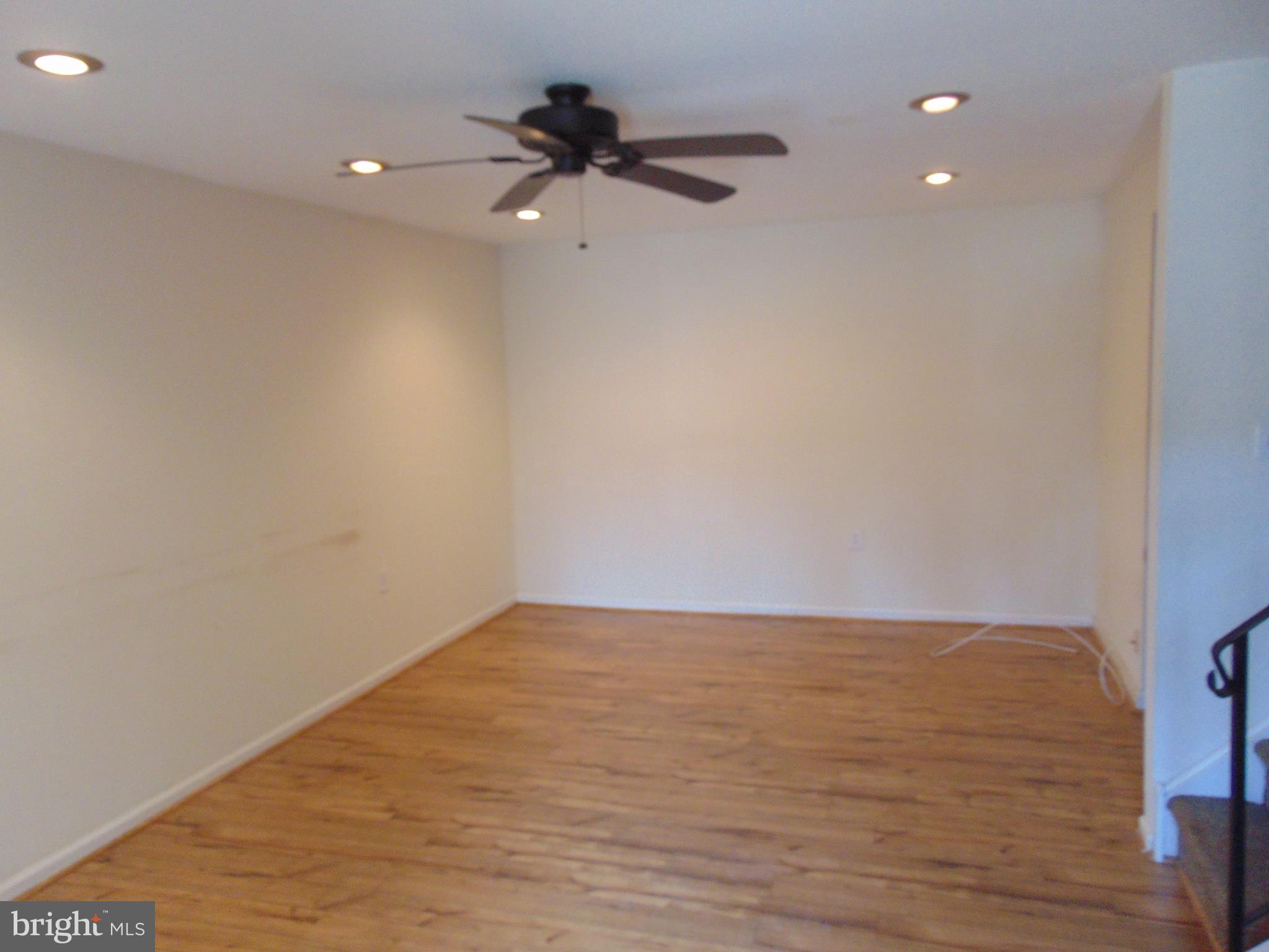 1605 Timber Creek Road Lindenwold, NJ 08021 - Photo 3 of 25