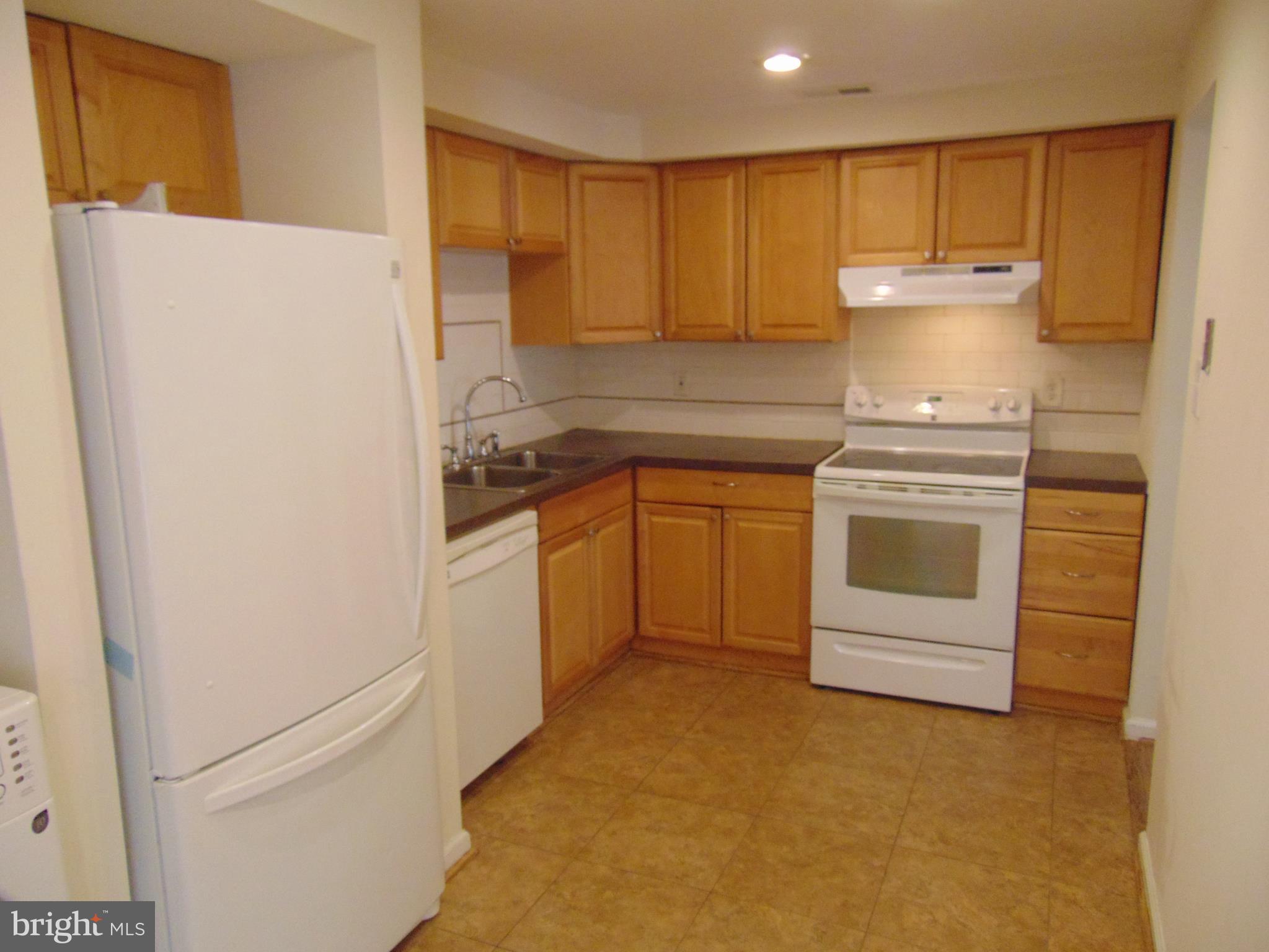 1605 Timber Creek Road Lindenwold, NJ 08021 - Photo 8 of 25