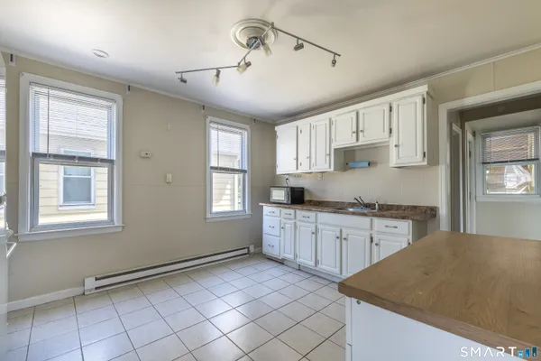 $2,250 | 793 Brewster Street, Bridgeport, CT 06605