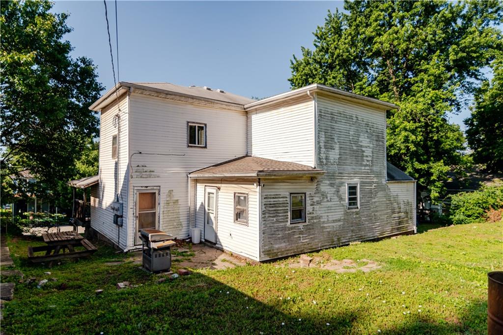 1125 Atchison Street Atchison, KS 66002 - Photo 10 of 85