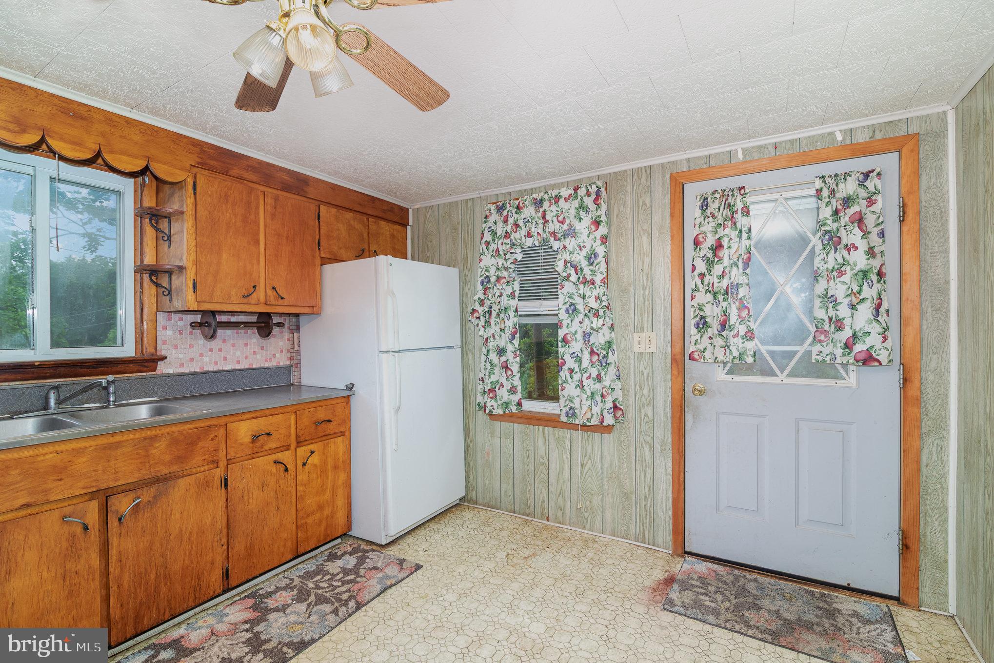10 Yorwick Road Carlisle, PA 17013 - Photo 6 of 23 Gallery Image 6