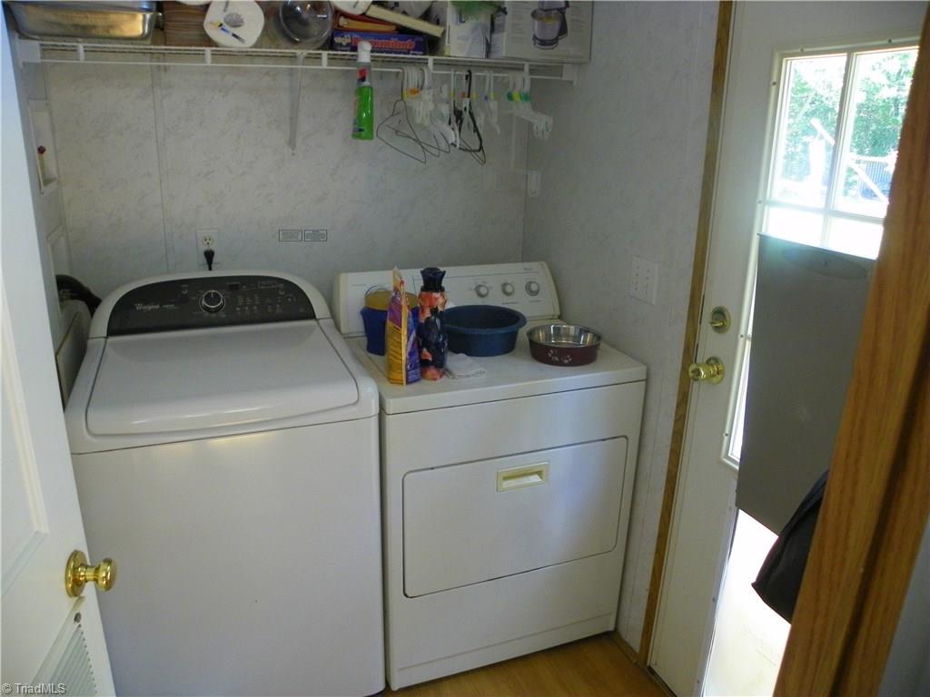 288 West Grove Road Lexington, NC 27295 - Photo 7 of 17 Laundry Room
