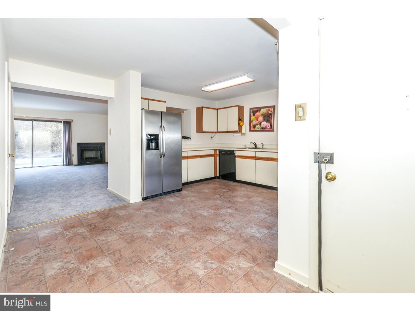 1704 Chippewa Ridge Ambler, PA 19002 - Photo 7 of 24 Kitchen