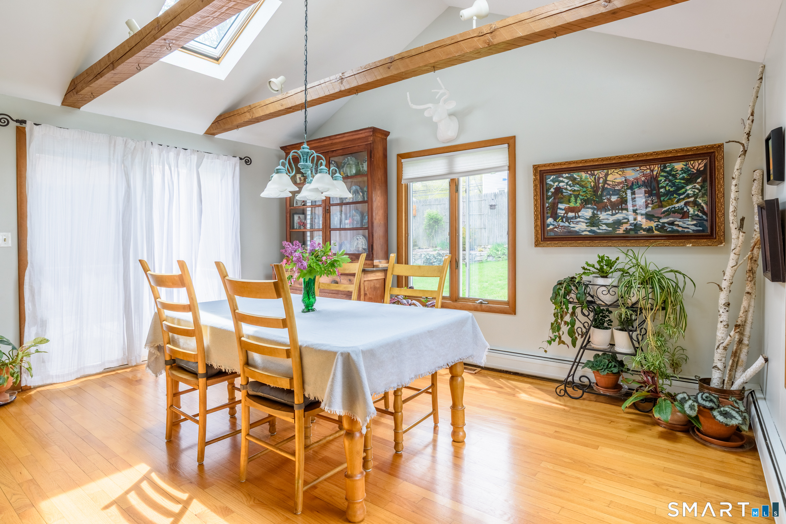 105 Meadow Wood Road Stratford, CT 06614 - Photo 10 of 37