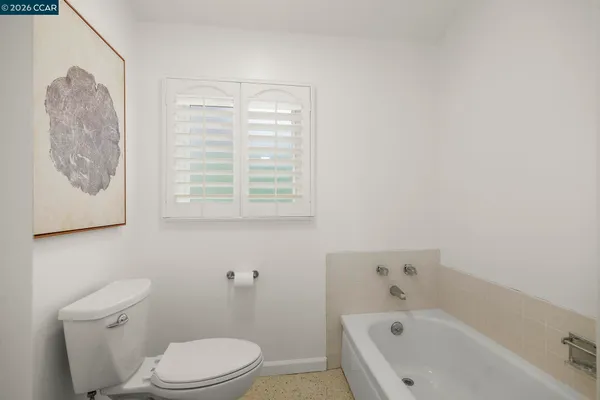 $1,075,000 | 425 Roanoke Drive, Martinez, CA 94553