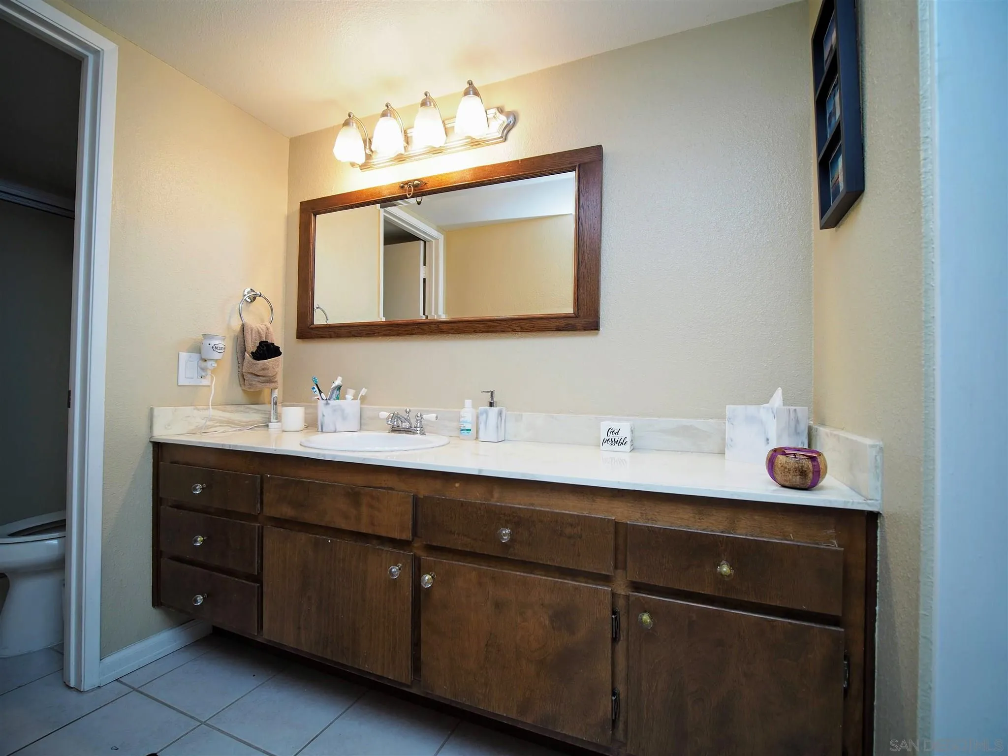 2701 Ledgetop Place Spring Valley, CA 91977 - Photo 23 of 47 Gallery Image 23