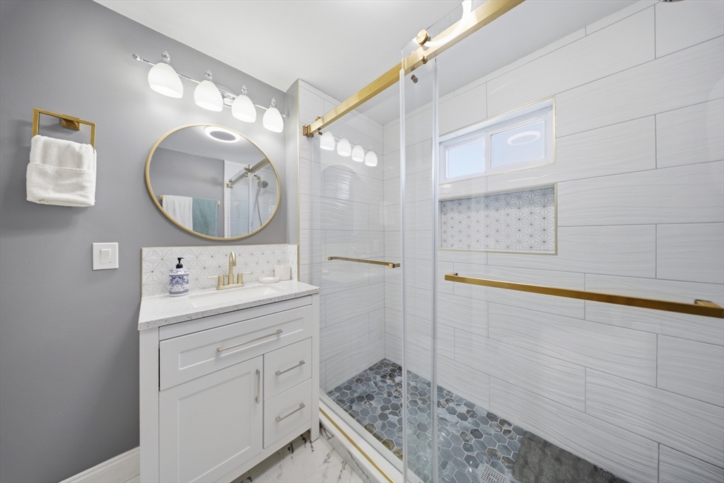 131 Pearl Street Gardner, MA 01440 - Photo 16 of 41