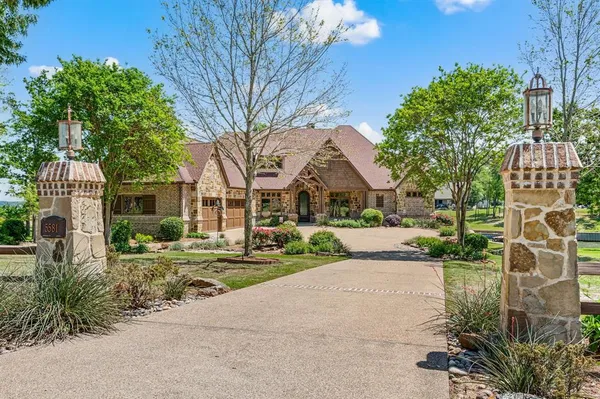 $2,150,000 | 5581 Nancy Circle, Chandler, TX 75758