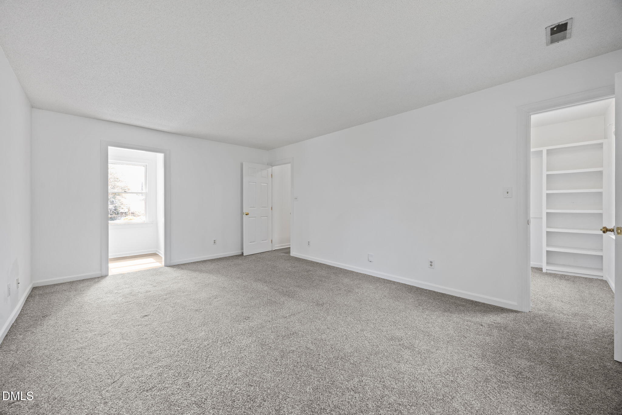 6505 Wooden Shoe Lane Raleigh, NC 27613 - Photo 11 of 33 34-web-or-mls-IMG_2530