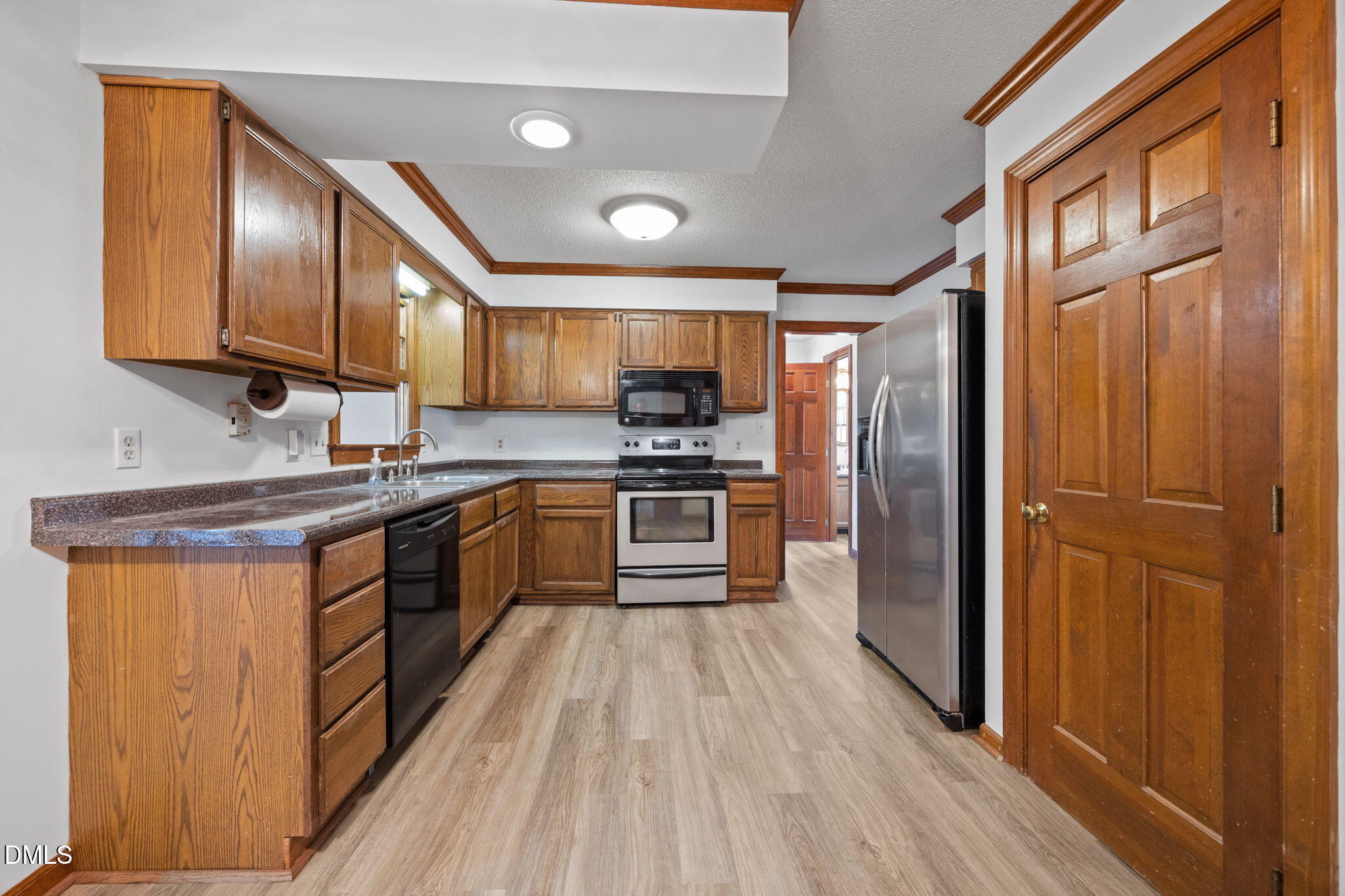 6505 Wooden Shoe Lane Raleigh, NC 27613 - Photo 14 of 33 22-web-or-mls-IMG_2494